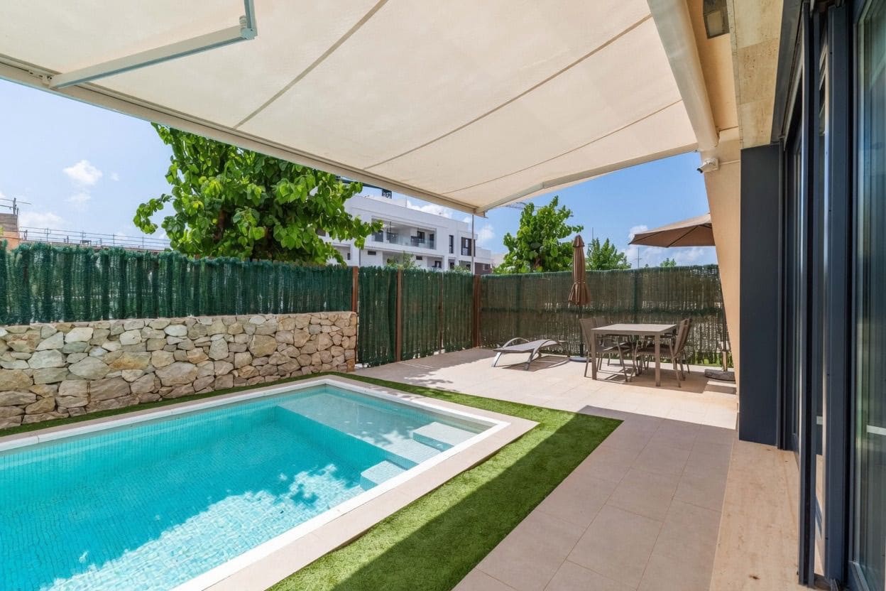 3 soverom Villa til salgs i Torre de la Horadada med svømmebasseng - € 598 000 (Ref: 9935478)