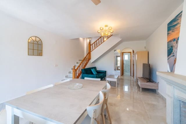 3 soveværelse Semi-Rækkehus til leje i Orihuela Costa, Orihuela - € 1.600 (Ref: 9950980)