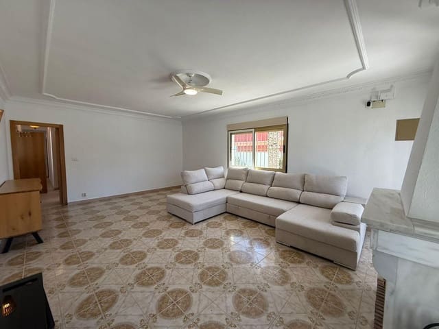 4 sypialnia Willa do wynajęcia w La Zenia, Orihuela z basenem garażem - 2 500 € (Ref: 9953678)