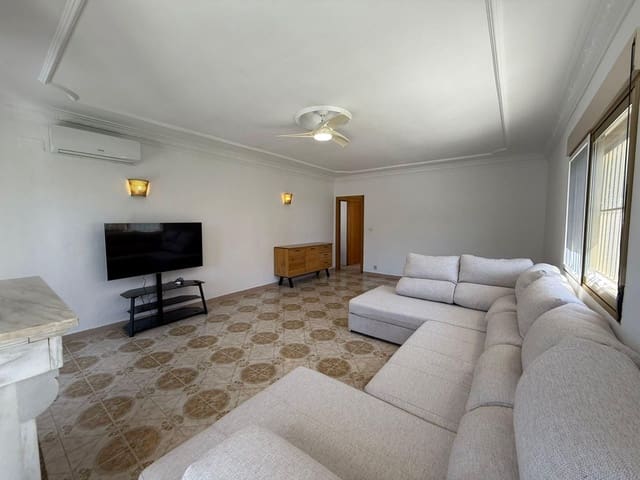 4 sypialnia Willa do wynajęcia w La Zenia, Orihuela z basenem garażem - 2 500 € (Ref: 9953678)
