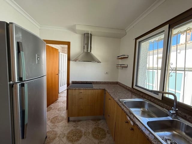 4 sypialnia Willa do wynajęcia w La Zenia, Orihuela z basenem garażem - 2 500 € (Ref: 9953678)