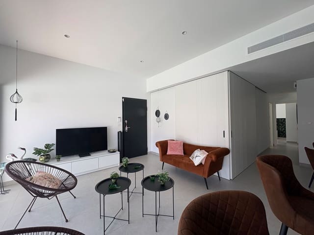 2 quarto Bungalow para arrendar em Pilar de la Horadada com piscina garagem - 1 500 € (Ref: 9953680)