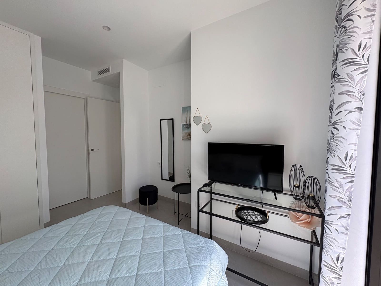 2 quarto Bungalow para arrendar em Pilar de la Horadada com piscina garagem - 1 500 € (Ref: 9953680)