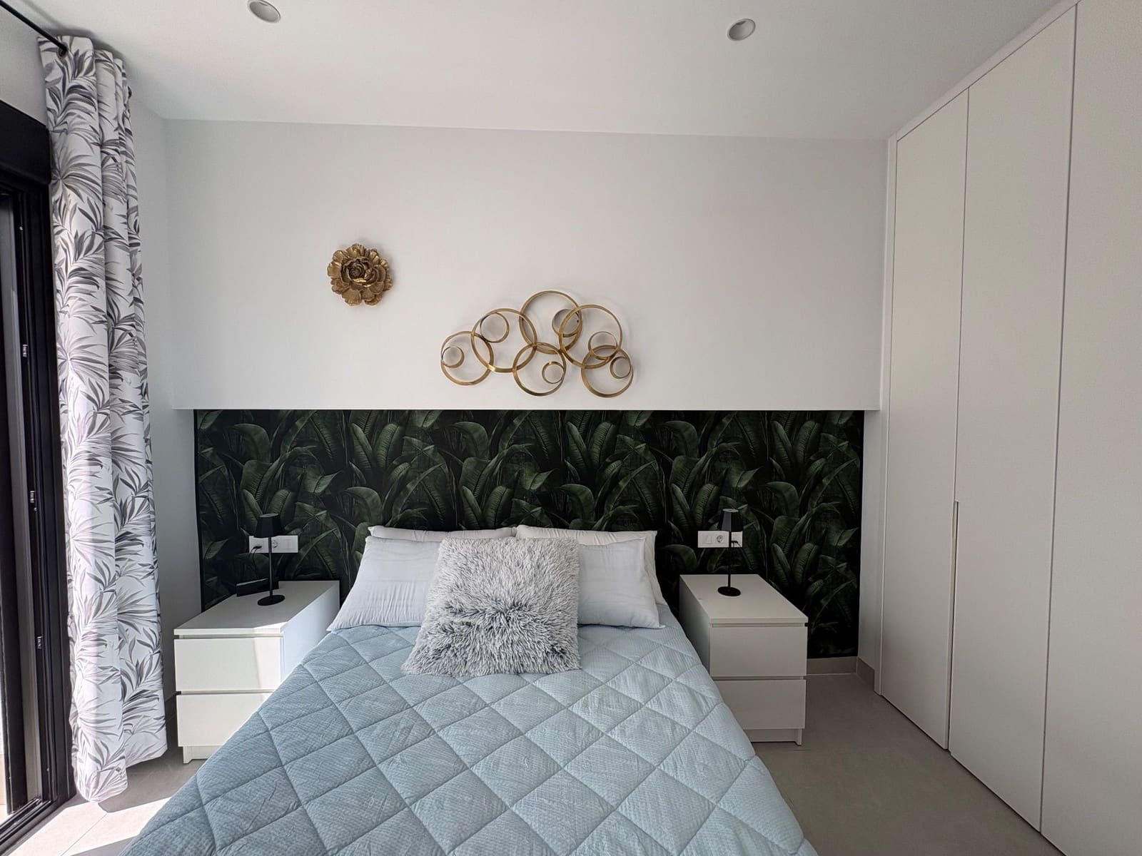 2 quarto Bungalow para arrendar em Pilar de la Horadada com piscina garagem - 1 500 € (Ref: 9953680)