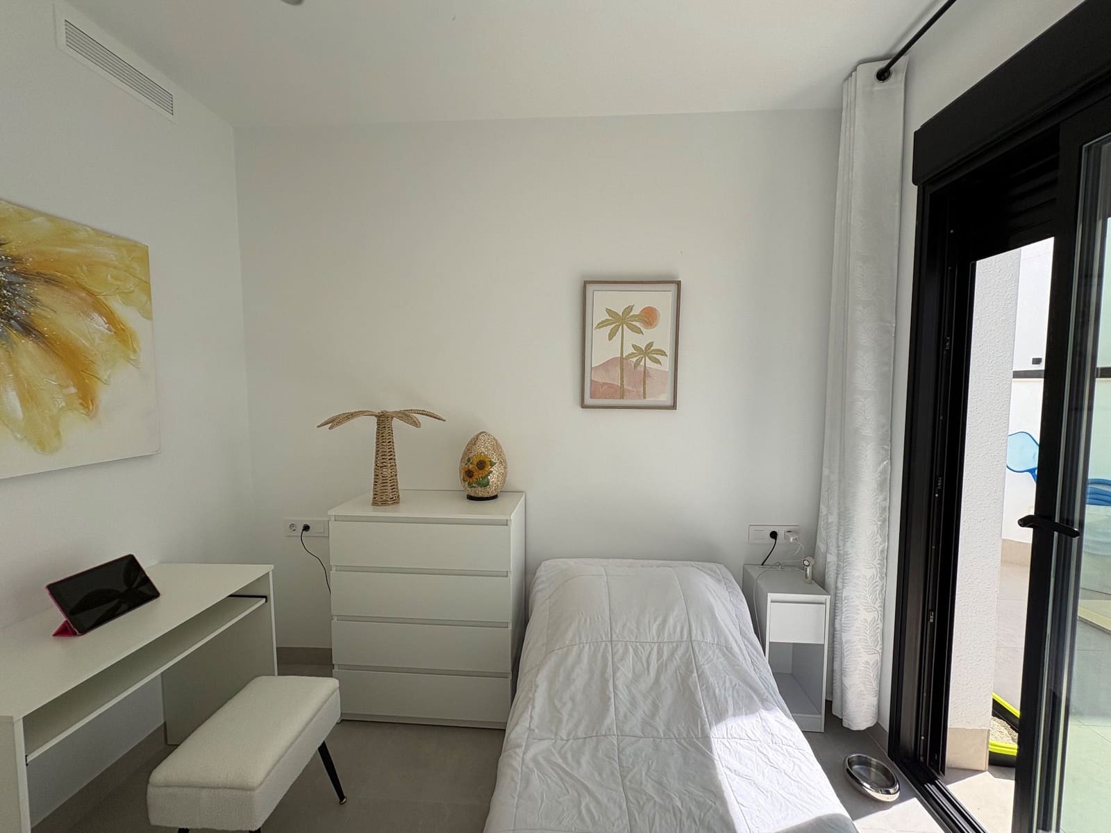 2 quarto Bungalow para arrendar em Pilar de la Horadada com piscina garagem - 1 500 € (Ref: 9953680)