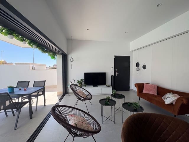 2 quarto Bungalow para arrendar em Pilar de la Horadada com piscina garagem - 1 500 € (Ref: 9953680)