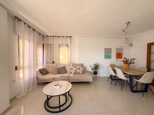 4 quarto Apartamento para arrendar em Torrevieja - 1 350 € (Ref: 9984325)