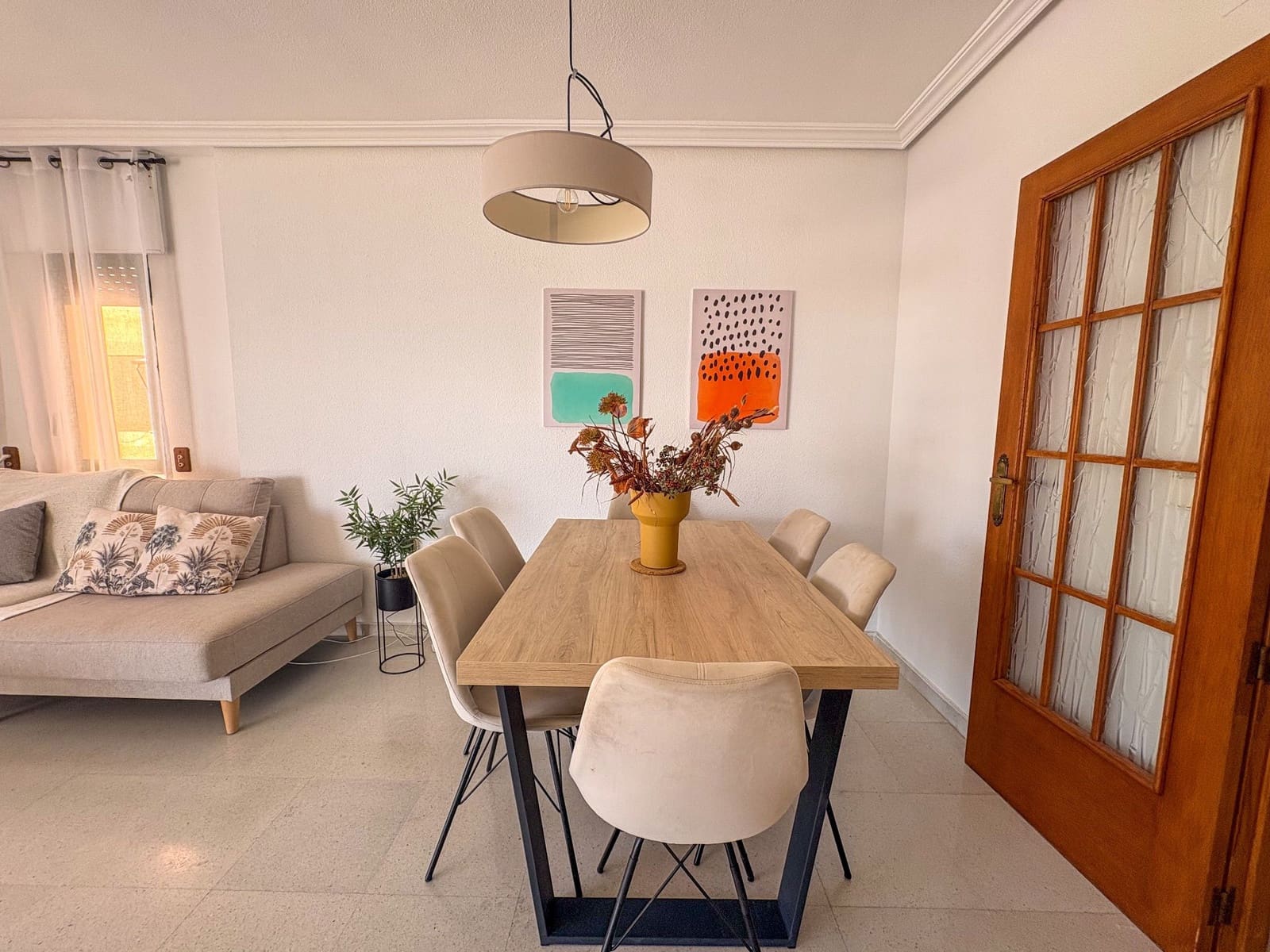 4 quarto Apartamento para arrendar em Torrevieja - 1 350 € (Ref: 9984325)