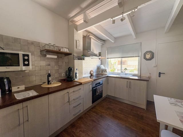 1 soverom Leilighet til leie i Torrevieja - € 700 (Ref: 9986348)