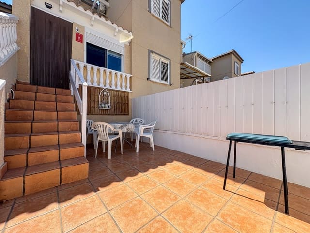 1 soverom Leilighet til leie i Torrevieja - € 700 (Ref: 9986348)