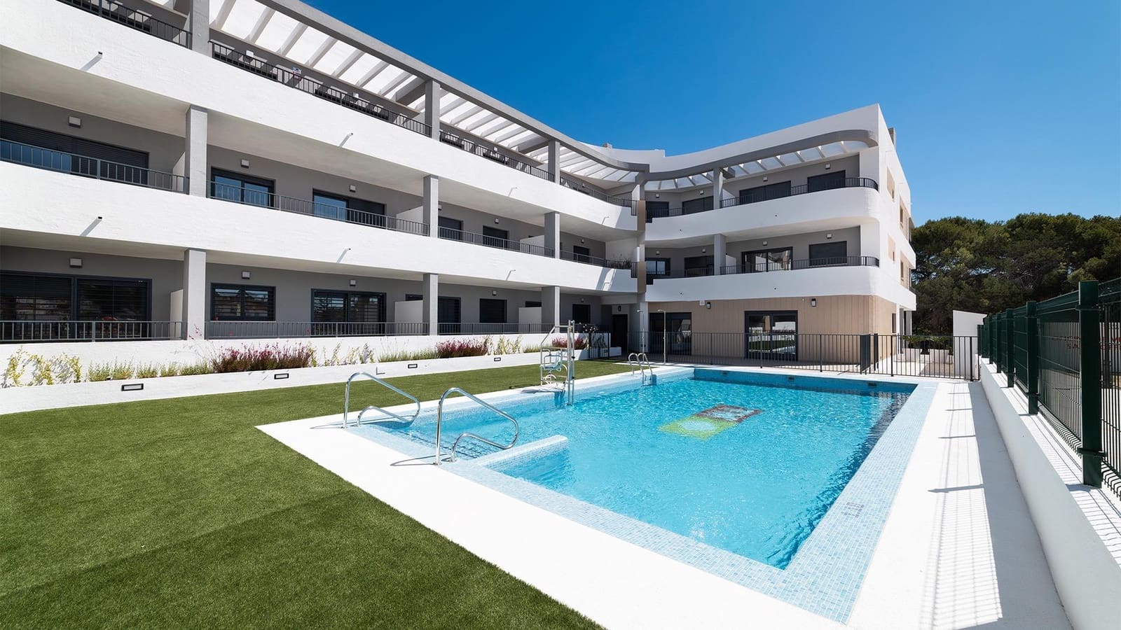 1 soveværelse Lejlighed til salg i Pilar de la Horadada med swimmingpool garage - € 182.000 (Ref: 9202829)
