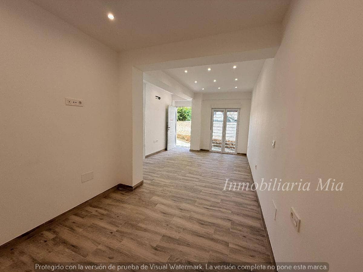 Apartment for sale in Torremolinos - € 140,000 (Ref: 10036020)