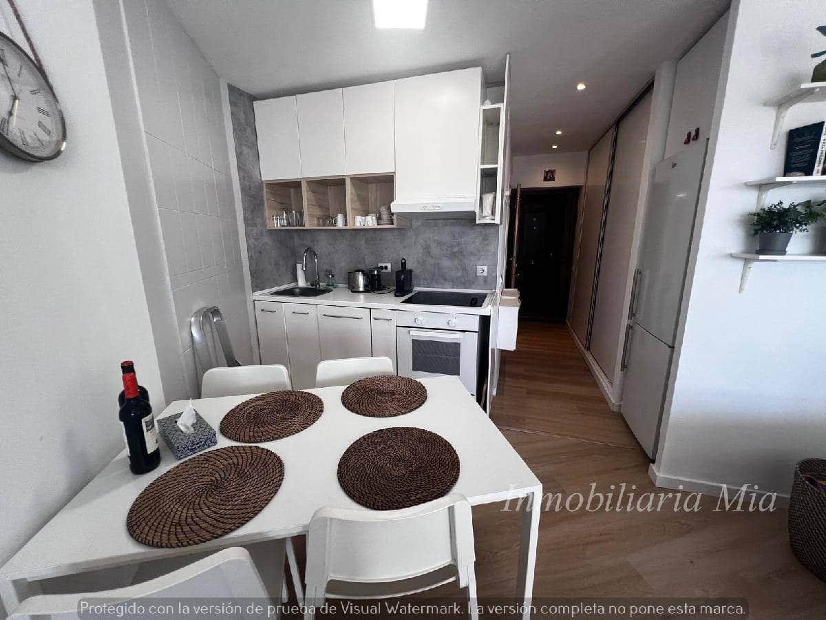 Lejlighed til salg i Torremolinos med swimmingpool - € 187.900 (Ref: 10073183)