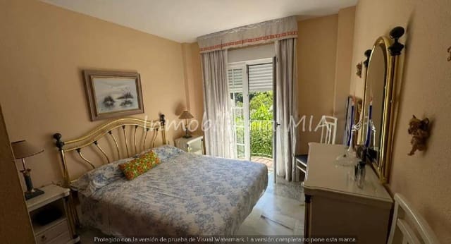 2 bedroom Flat for sale in Torremolinos with pool - € 414,900 (Ref: 10136607)
