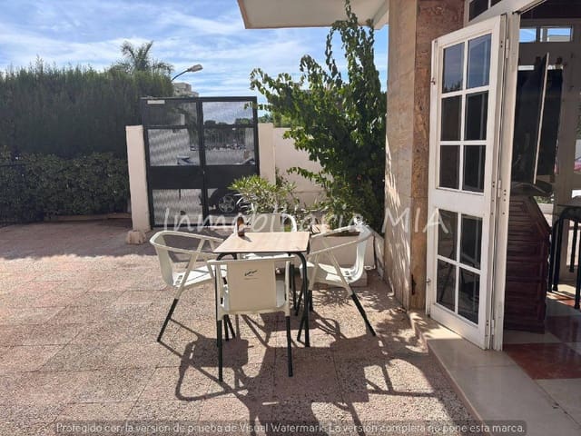 Commercial for sale in Torremolinos with pool - € 350,000 (Ref: 10144963)