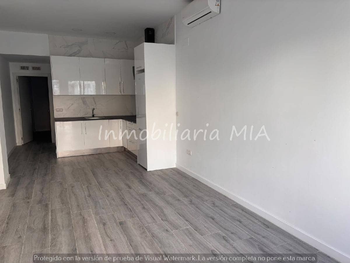 2 slaapkamer Appartement te koop in Torremolinos met zwembad - € 250.000 (Ref: 10148326)