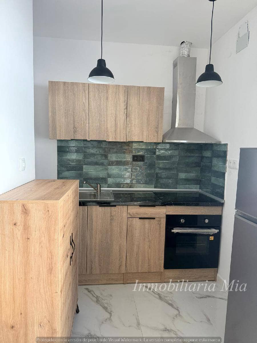 Leilighet til salgs i Torremolinos - € 170 000 (Ref: 10170477)