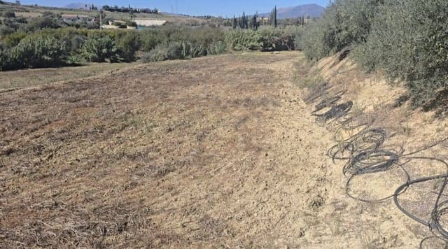 Finca/Landehus til salg i Alhaurín el Grande - € 220.000 (Ref: 10179234)
