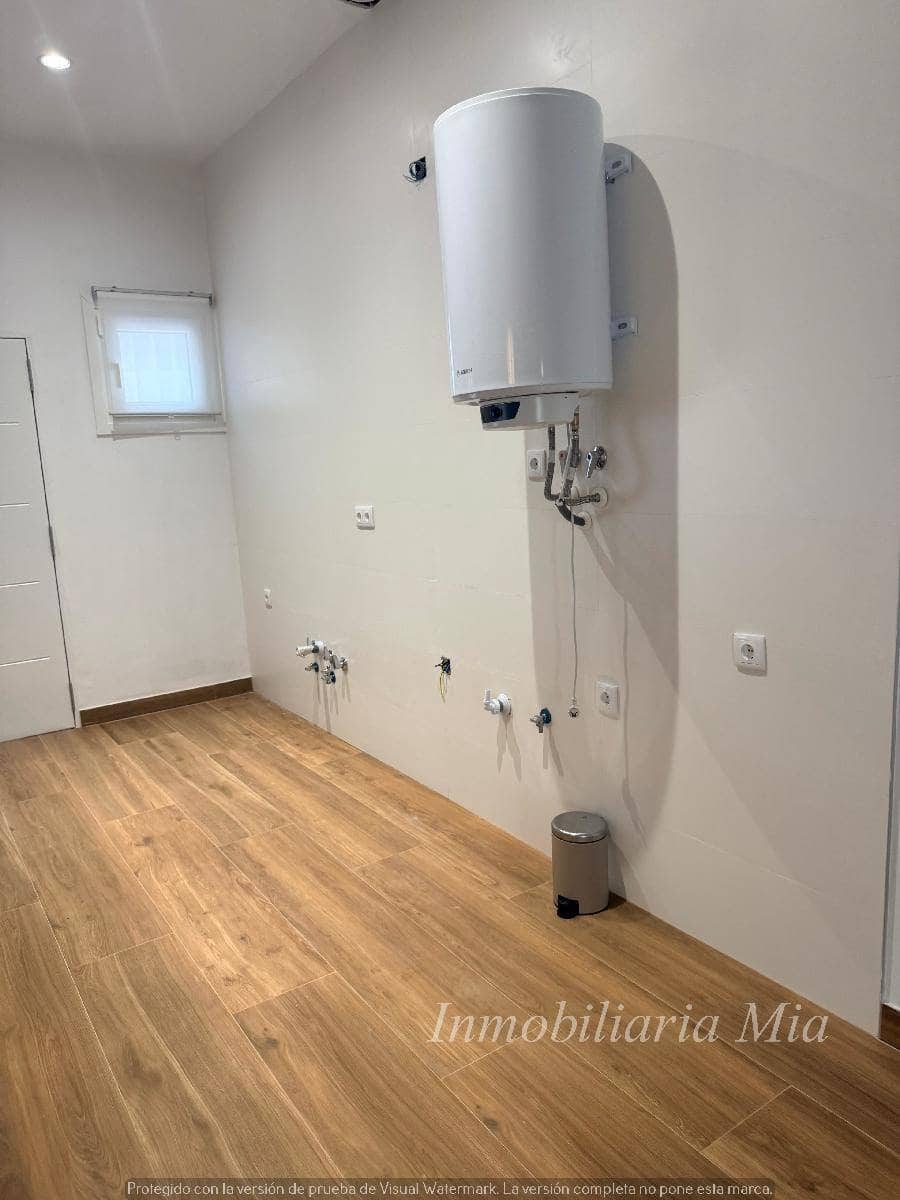 1 bedroom Apartment for sale in Torremolinos with pool - € 239,000 (Ref: 9956378)