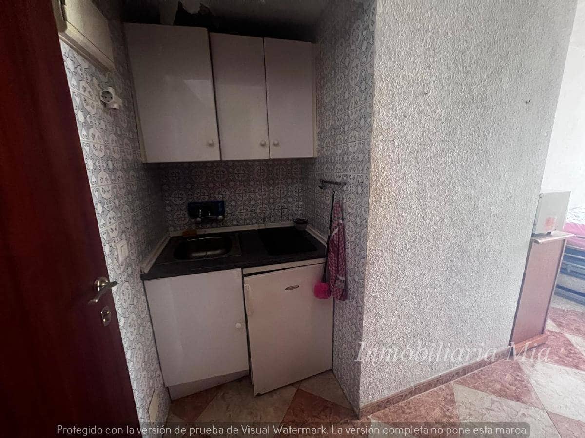 Studio til salg i Torremolinos med swimmingpool - € 148.900 (Ref: 9956379)