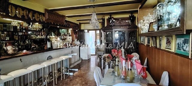 Kommersiell till salu i Torremolinos med pool - 295 000 € (Ref: 9956385)