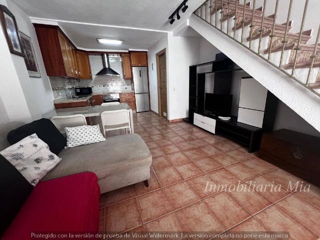 2 makuuhuone Rivitalo vuokrattavana paikassa Torremolinos mukana uima-altaan - 1 200 € (Ref: 9956388)