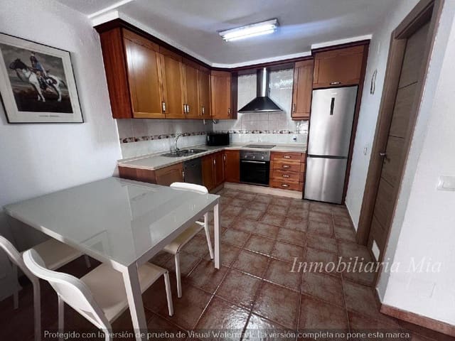 2 makuuhuone Rivitalo vuokrattavana paikassa Torremolinos mukana uima-altaan - 1 200 € (Ref: 9956388)