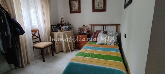 3 slaapkamer Flat te koop in Torremolinos met zwembad - € 590.000 (Ref: 9956397)