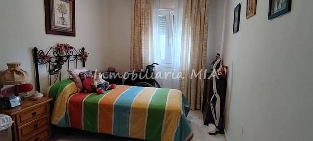 3 slaapkamer Flat te koop in Torremolinos met zwembad - € 590.000 (Ref: 9956397)