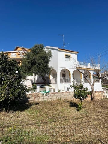 5 sypialnia Finka/Dom wiejski na sprzedaż w San Jeronimo, Miasto Málaga z garażem - 535 900 € (Ref: 9956401)
