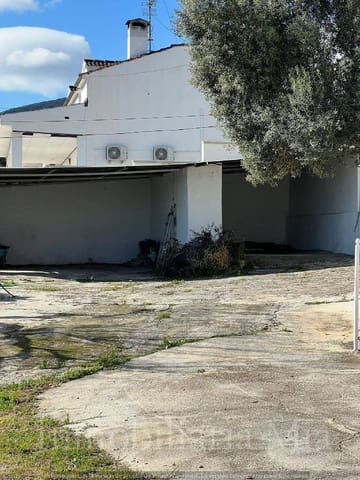 5 sypialnia Finka/Dom wiejski na sprzedaż w San Jeronimo, Miasto Málaga z garażem - 535 900 € (Ref: 9956401)