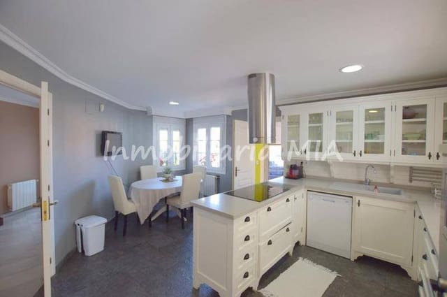 5 soverom Villa til salgs i Alhaurín de la Torre med svømmebasseng garasje - € 1 250 000 (Ref: 9956403)