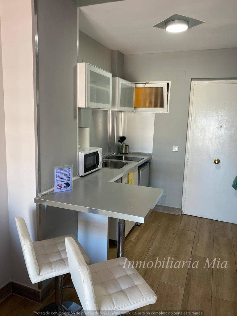 Studio for sale in Arroyo de la Miel with pool - € 186,900 (Ref: 9956405)