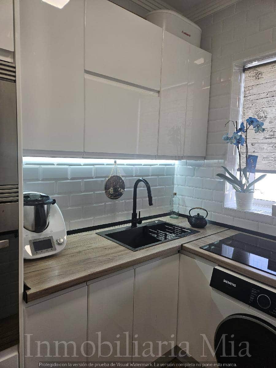 3 makuuhuone Asunto myytävänä paikassa Malaga kaupunki - 296 900 € (Ref: 9956407)