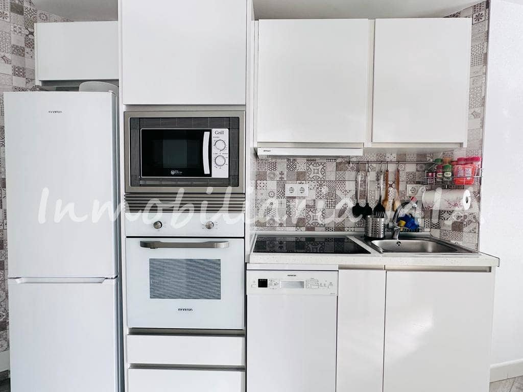 2 soverom Leilighet til salgs i Torremolinos med svømmebasseng garasje - € 389 900 (Ref: 9956411)