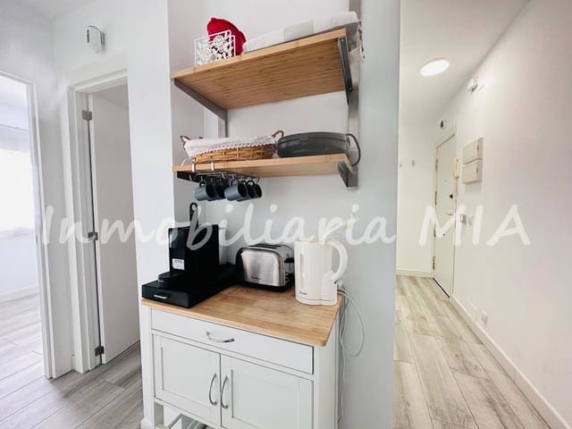 2 soverom Leilighet til salgs i Torremolinos med svømmebasseng garasje - € 389 900 (Ref: 9956411)