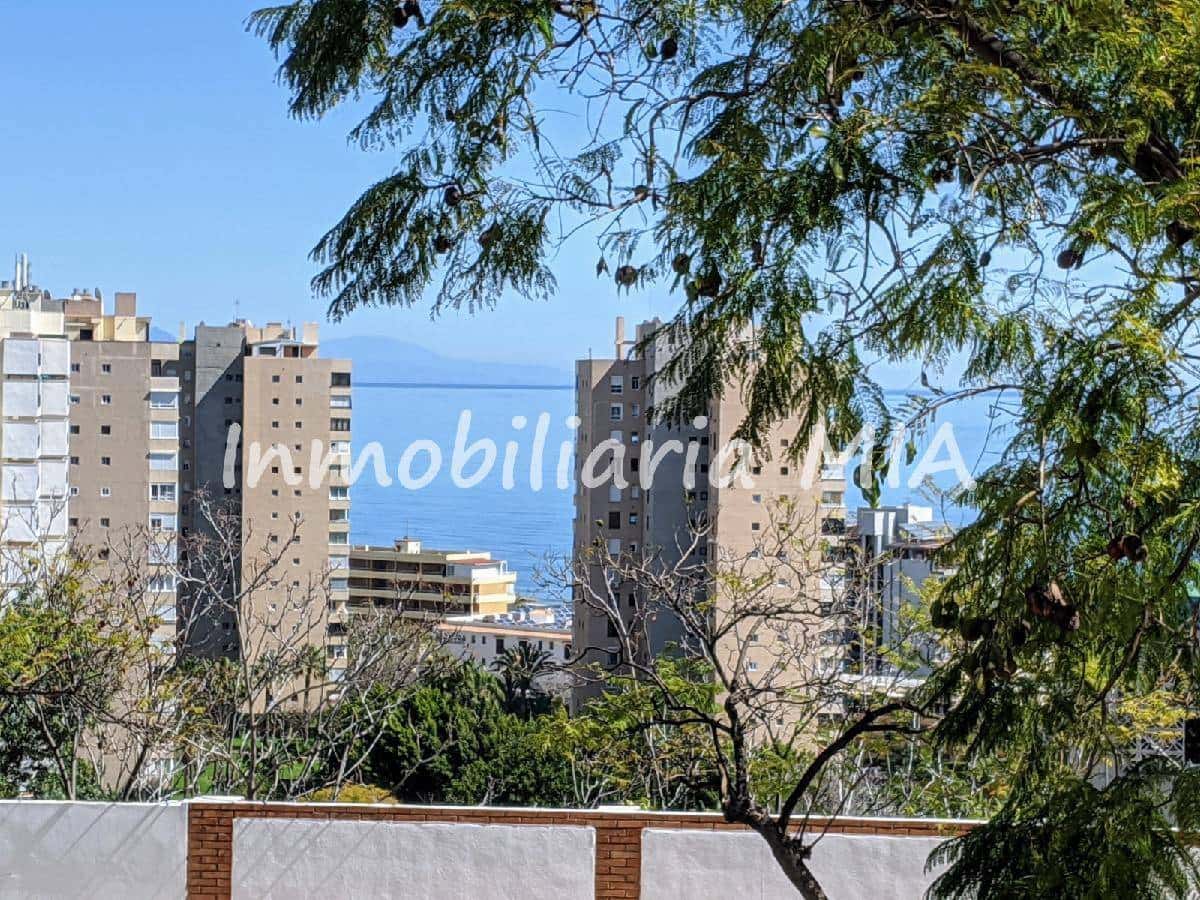 2 soverom Leilighet til salgs i Torremolinos med svømmebasseng garasje - € 389 900 (Ref: 9956411)