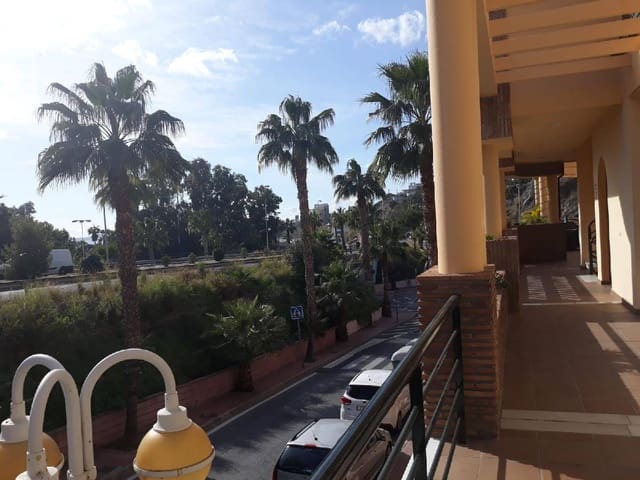 Gewerbe zu verkaufen in Zona Centro Comercial Torrequebrada, Benalmádena - 155.900 € (Ref: 9956419)