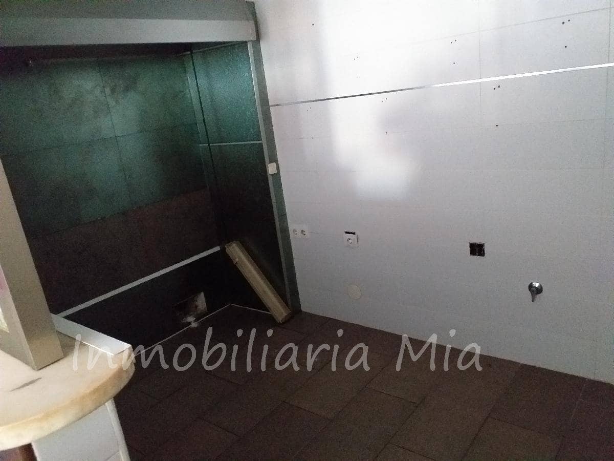Erhverv til leje i Torremolinos - € 1.000 (Ref: 9956421)