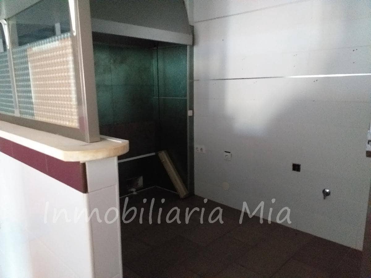 Erhverv til leje i Torremolinos - € 1.000 (Ref: 9956421)