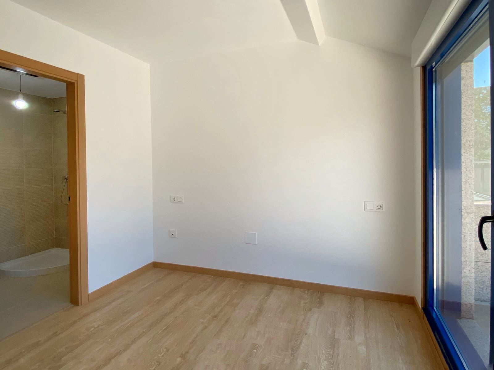 2 soveværelse Penthouse til salg i Arcade med garage - € 290.000 (Ref: 8828390)