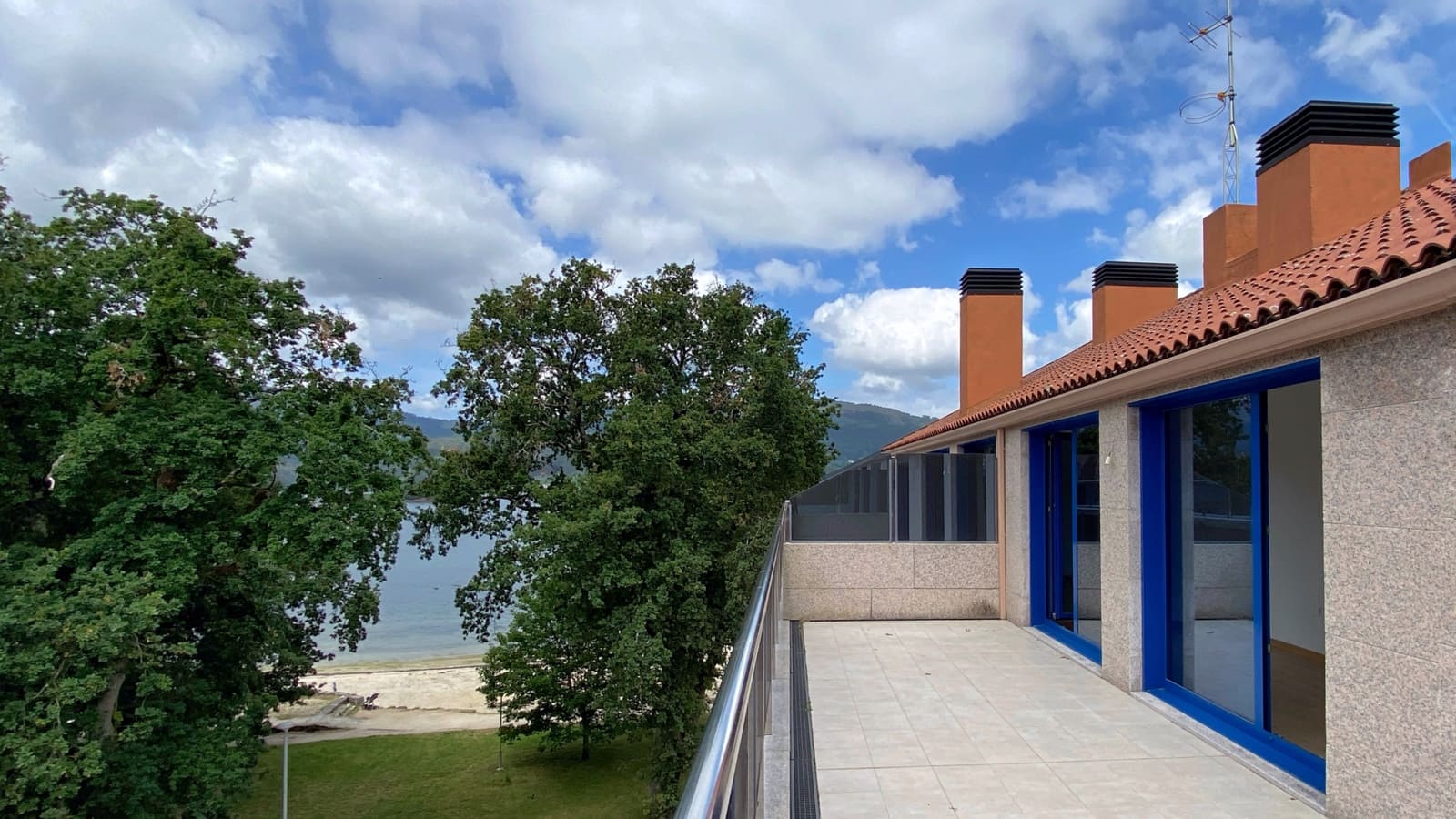 2 soveværelse Penthouse til salg i Arcade med garage - € 290.000 (Ref: 8828390)