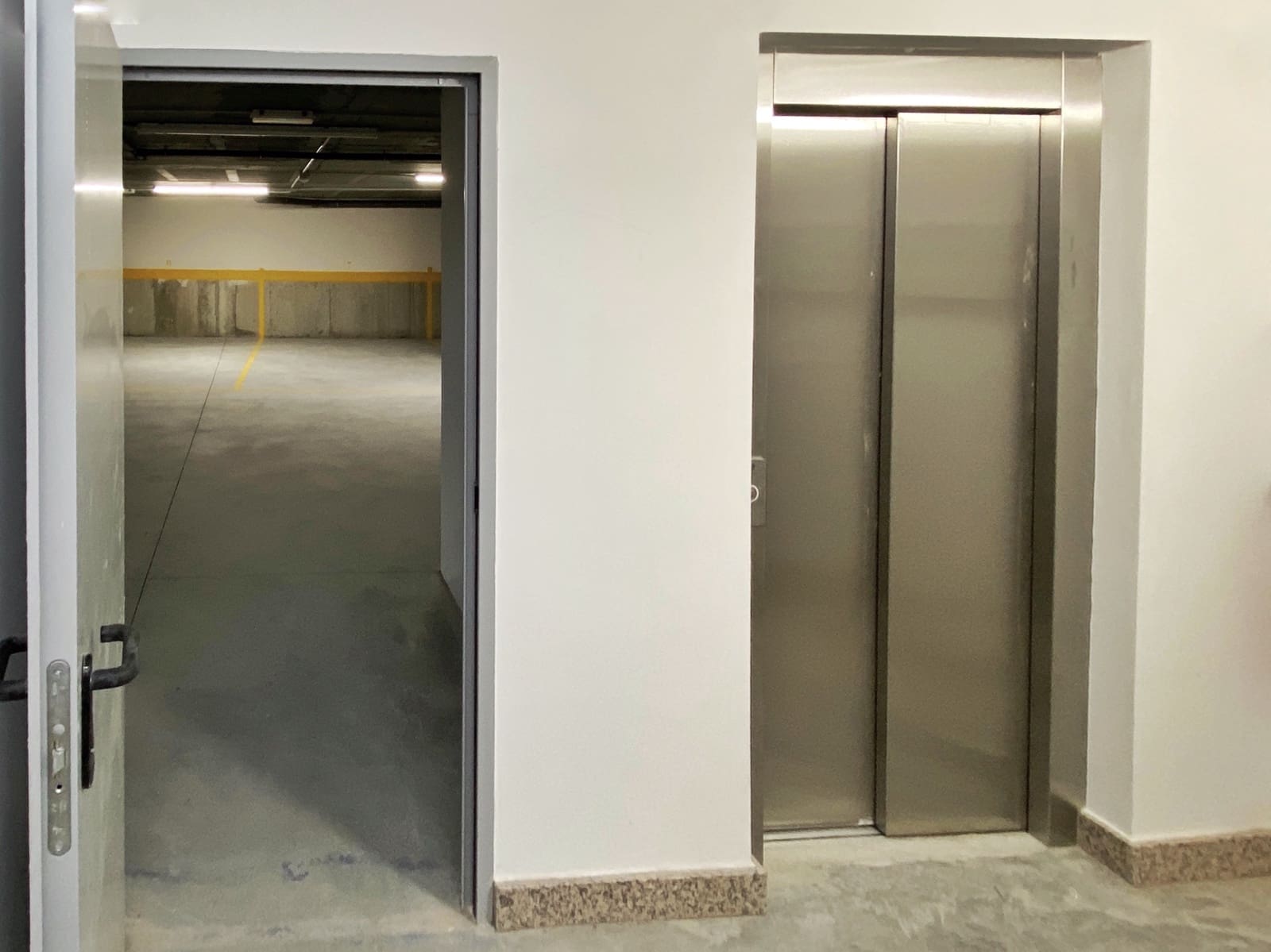 3 soveværelse Lejlighed til salg i Arcade med garage - € 290.000 (Ref: 8828395)