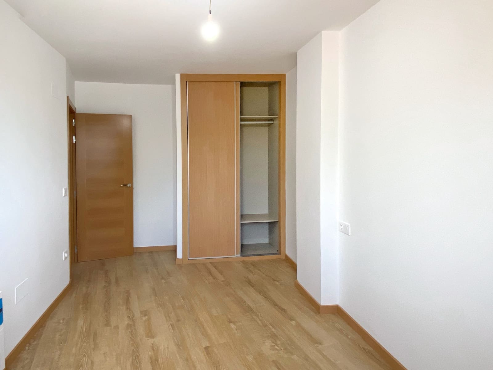 3 soveværelse Lejlighed til salg i Arcade med garage - € 290.000 (Ref: 8828395)