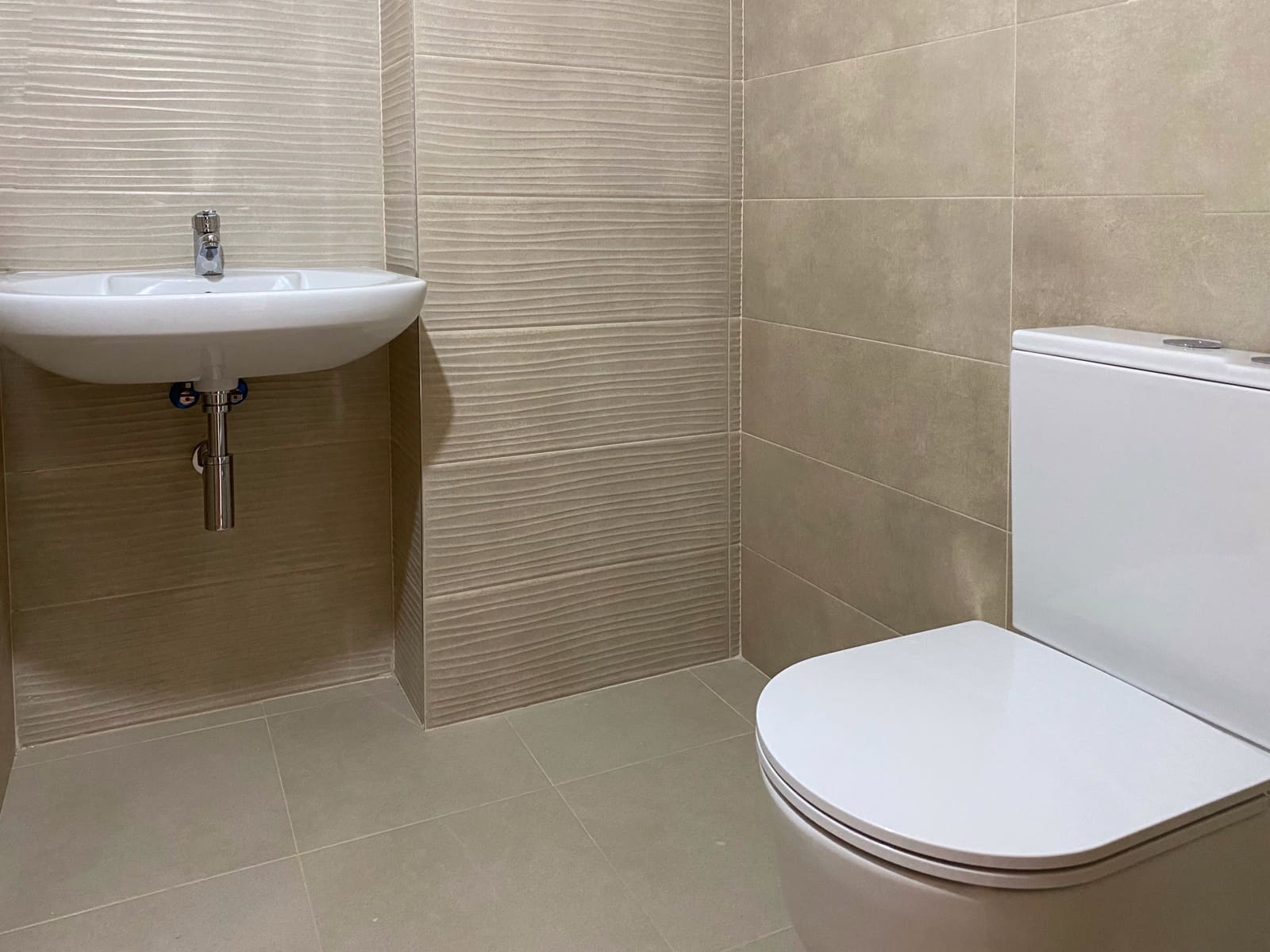 3 soveværelse Lejlighed til salg i Arcade med garage - € 290.000 (Ref: 8828395)