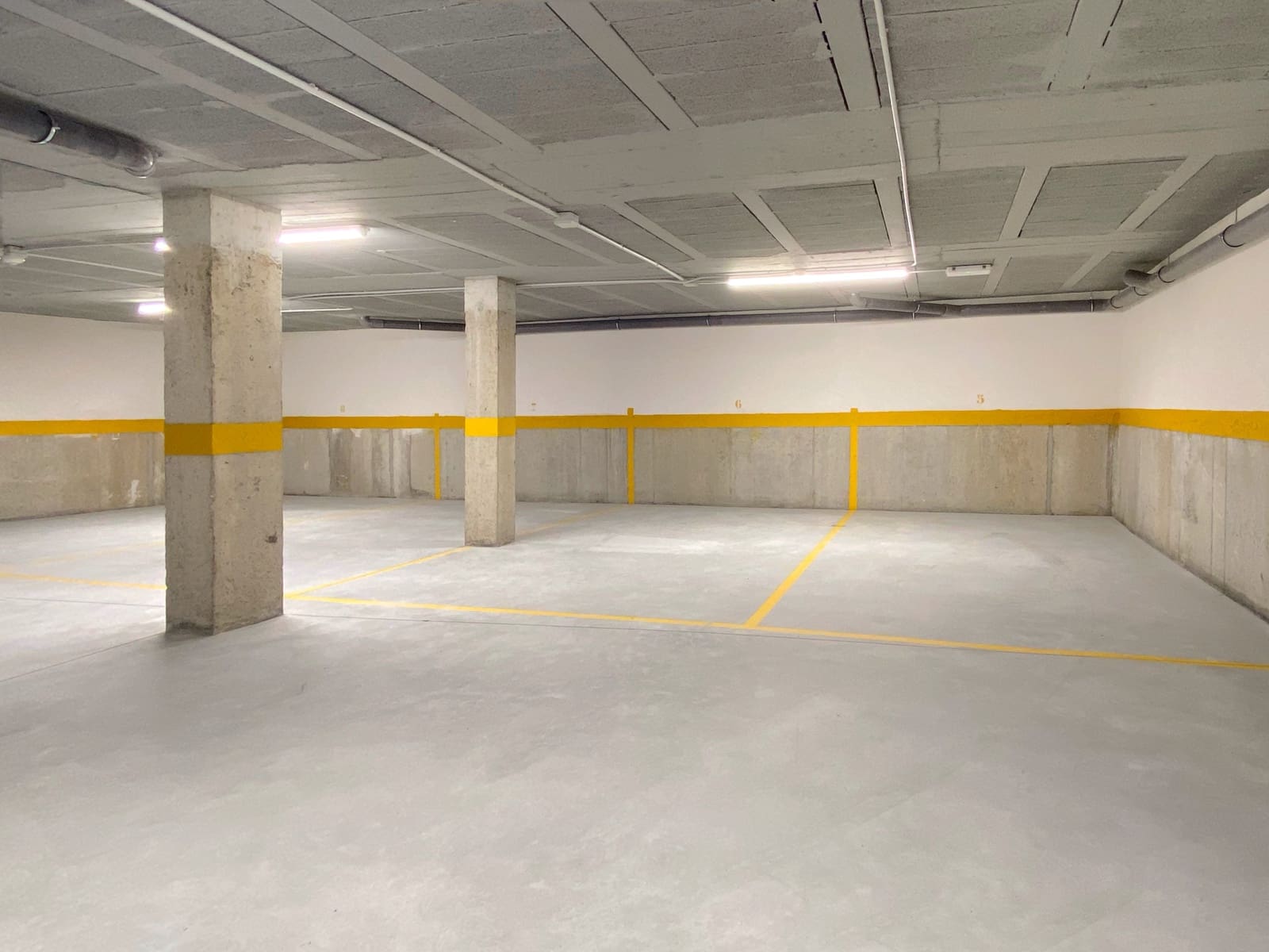 1 soveværelse Penthouse til salg i Arcade med garage - € 250.000 (Ref: 8828470)