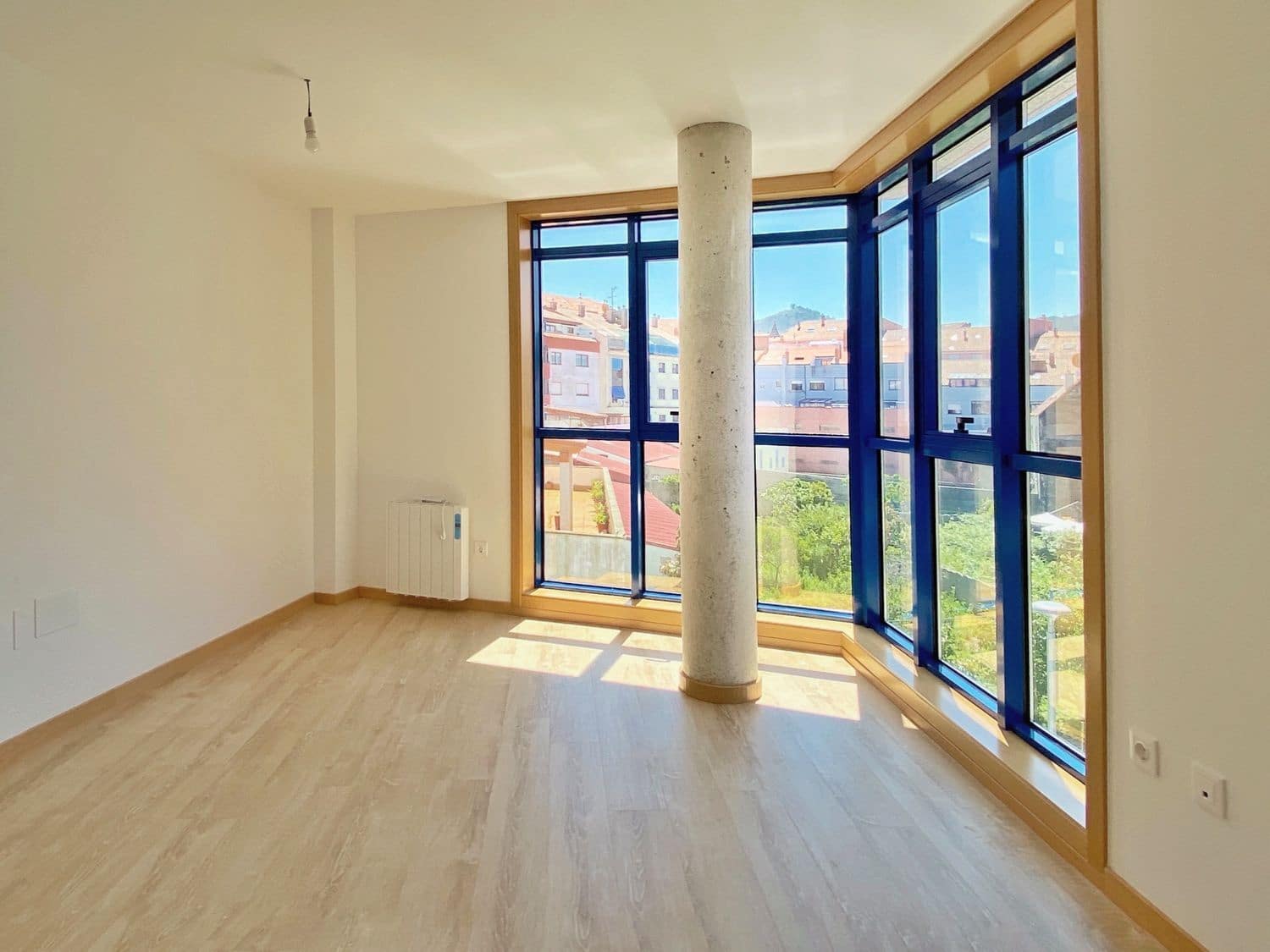 2 bedroom Beach Apartment for sale in Soutomaior with garage - € 250,000 (Ref: 9177811)