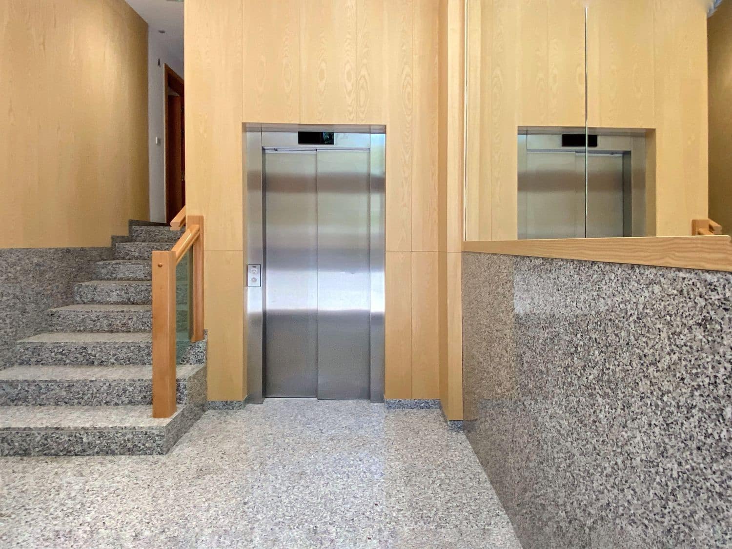 2 bedroom Beach Apartment for sale in Soutomaior with garage - € 250,000 (Ref: 9177811)