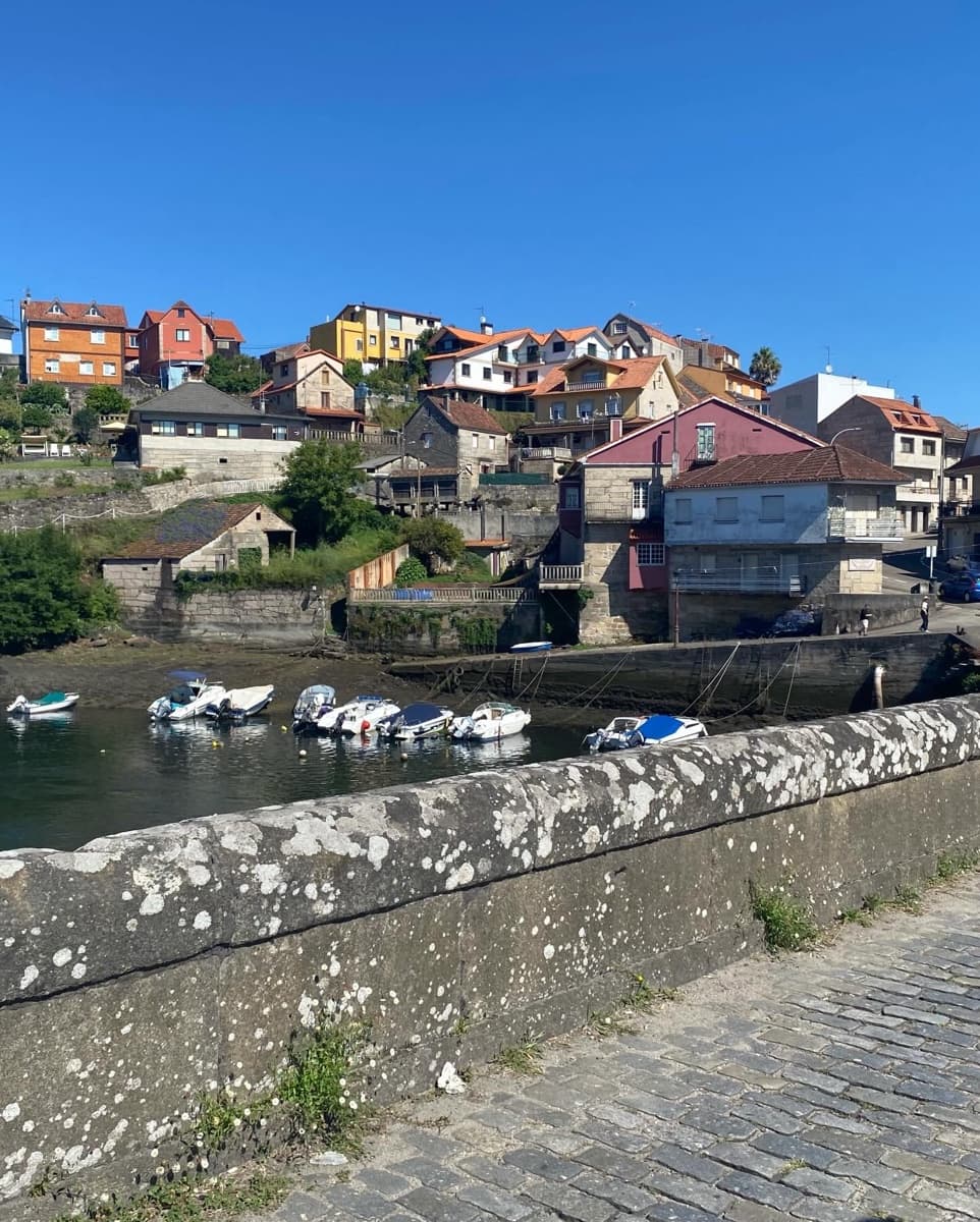 2 bedroom Beach Apartment for sale in Soutomaior with garage - € 290,000 (Ref: 9177846)