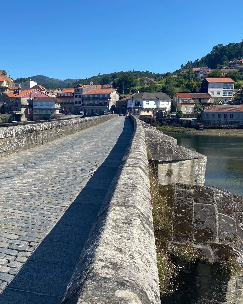 2 bedroom Beach Apartment for sale in Soutomaior with garage - € 290,000 (Ref: 9177846)